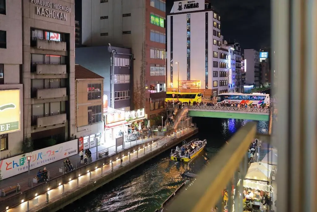 道頓堀民泊21＆道頓堀真ん中＆Mini浮世絵美術館、心斎橋、家族旅行、Family Trip Osaka Apartment 0*,  Japan