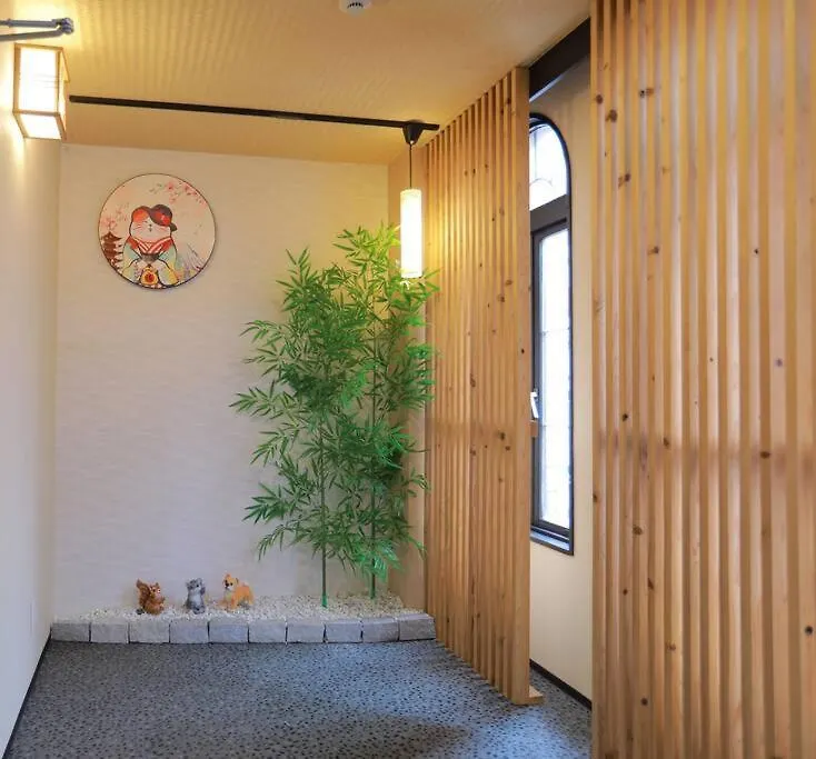 道頓堀民泊21＆道頓堀真ん中＆Mini浮世絵美術館、心斎橋、家族旅行、Family Trip Osaka Apartment 0*,